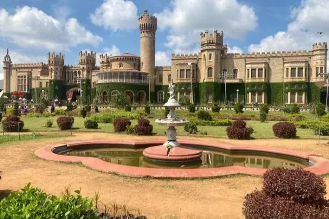 Bengaluru Palace russian body spa in bengaluru